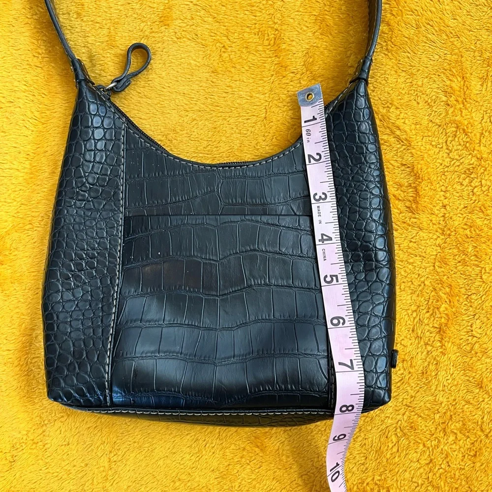 Vintage 90s Nine West black textured purse
